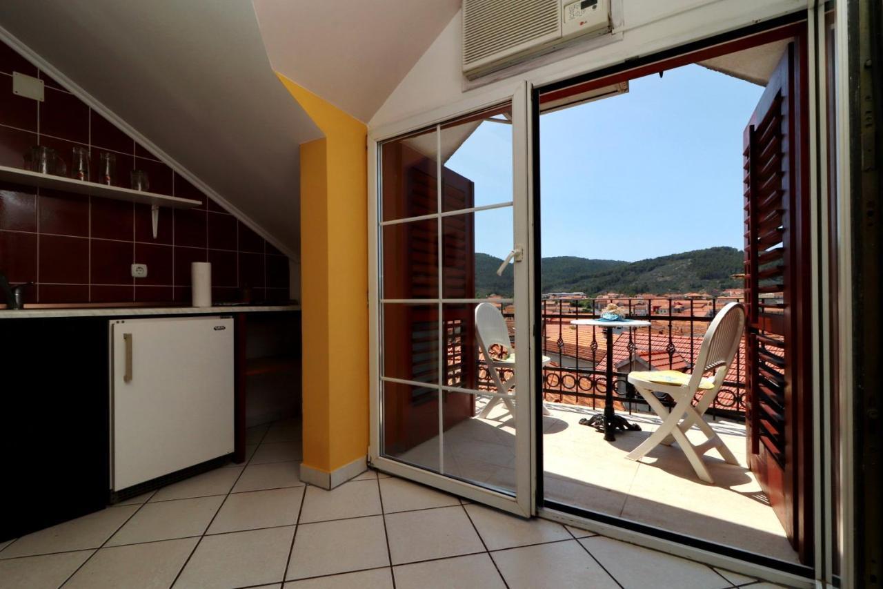Fancy Apartments Marco Вела Лука Екстериор снимка